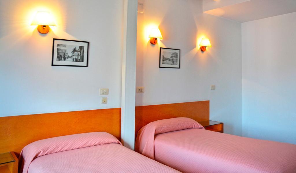 Hotel Hostal La Viuda Pobra De Trives Pokoj fotografie